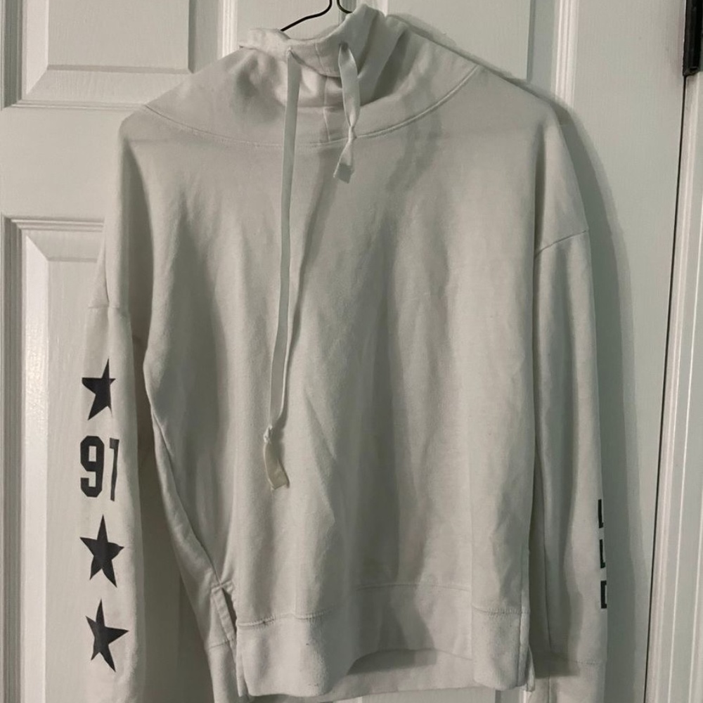 White Live Love Dream Long-Sleeved Shirt